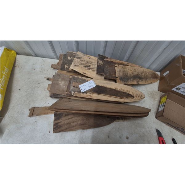Assorted Wood Hide Stretchers, Approx. 6”×24”