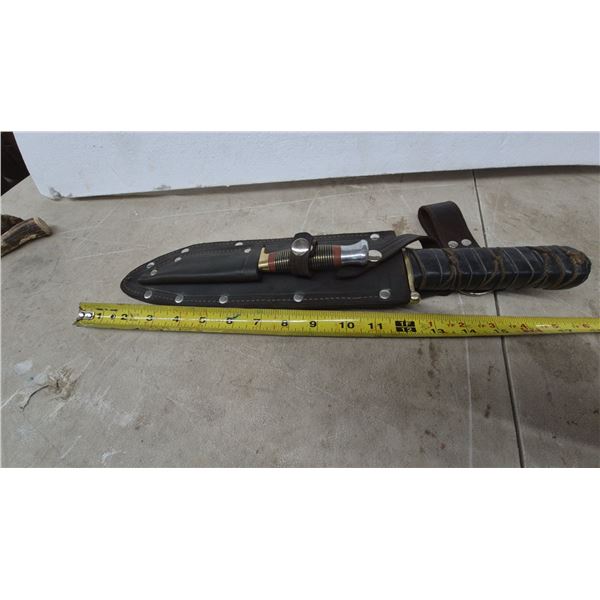 Large Fixed-Blade Bowie Knife and Sheath with Small Fixed-Blade Knife, 16”