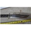 Image 9 : Large Fixed-Blade Bowie Knife and Sheath with Small Fixed-Blade Knife, 16”