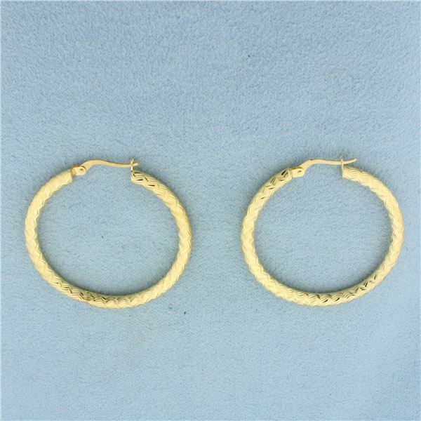 Diamond Cut Zigzag Design Hoop Earrings in 14k Yellow Gold