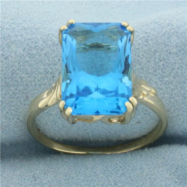 Swiss Blue Topaz Solitaire Ring in 14k Yellow Gold