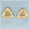 Image 2 : Triangle Knot Earrings in 10k Yellow Gold