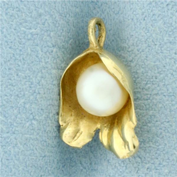 Cultured Akoya Pearl Flower Pendant in 14k Yellow Gold