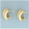 Image 2 : Textured Fan Design J Hoop Earrings in 14k Yellow Gold