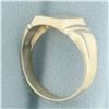 Image 3 : Mens Engravable Signet Ring in 14k Yellow Gold