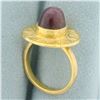 Image 3 : Star Ruby Ring in 22k Yellow Gold