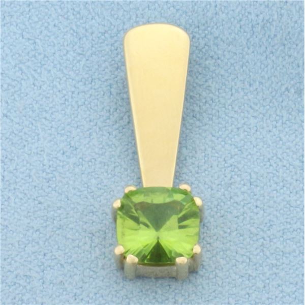 Peridot Pendant in 14k Yellow Gold