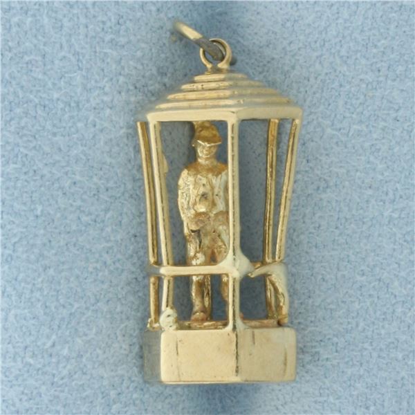 Vintage Bermuda Bobby Policemen Charm in 9k Yellow Gold