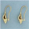 Image 2 : Conch Seashell Drop Earrings in 14k Yellow Gold