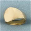 Image 2 : Oval Signet Ring in 18k Yellow Gold