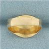 Image 4 : Oval Signet Ring in 18k Yellow Gold