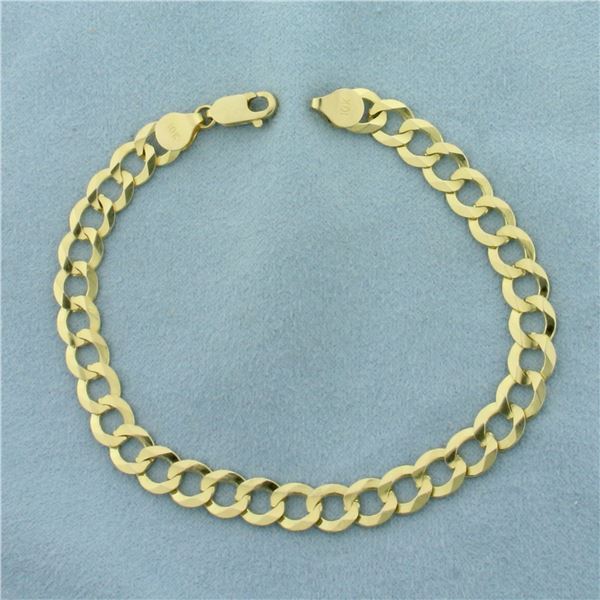 Curb Link Bracelet in 10k Yellow Gold