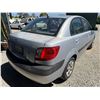 Image 2 : KIA RIO 2006 ADT SALV