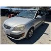 Image 3 : KIA RIO 2006 ADT SALV