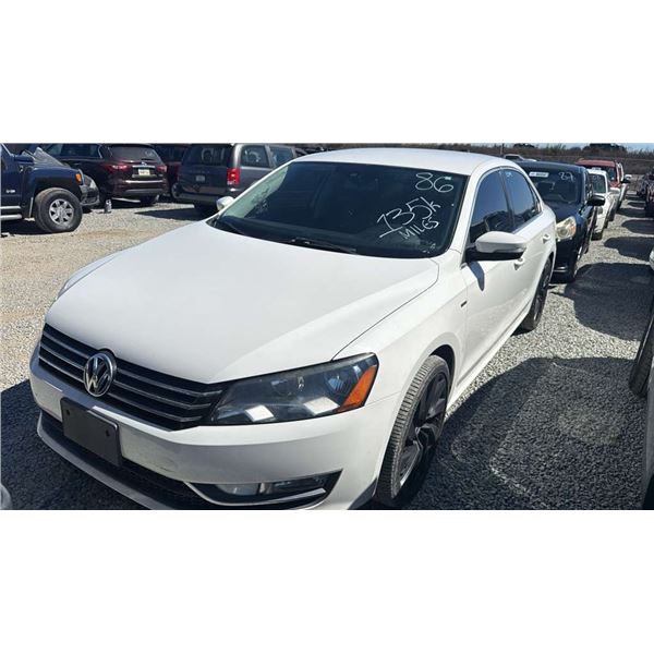 VOLKSWAGEN PASSAT 2015 T / ADT-21DAYS