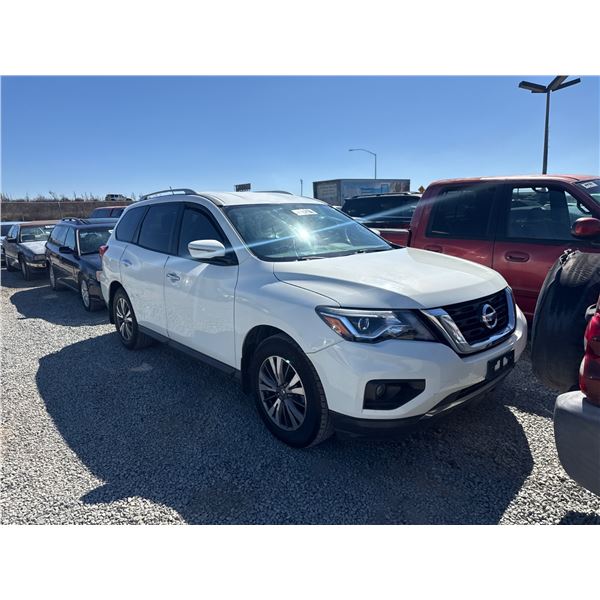 NISSAN PATHFINDER 2017 T / ADT 15 DAYS