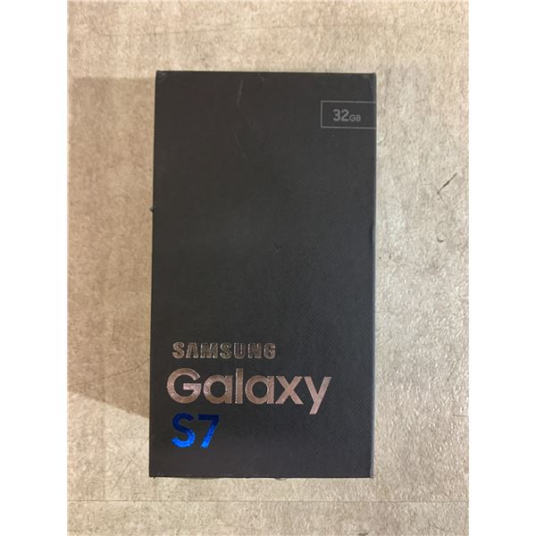 Samsung Galaxy S7 - Includes Box