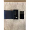 Image 2 : Samsung Galaxy S7 - Includes Box