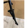 Image 7 : Guitar Stand