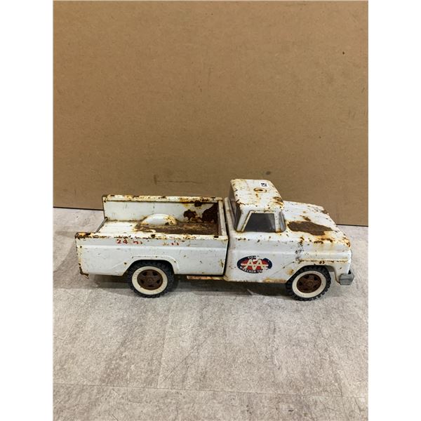 Vintage Tonka Wrecker Truck