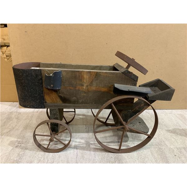 Vintage Lawn Garden Flower Planter Decoration