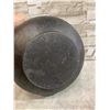 Image 6 : Vintage Cast Iron Pot Featuring Side Loop Handles
