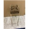 Image 3 : Vintage Plant Stand