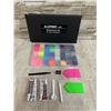 Image 1 : 42 Colours 32000 PCS Bedazzling Kit - Rhinestones