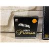 Image 2 : Straight Razor - Includes 100 Blades