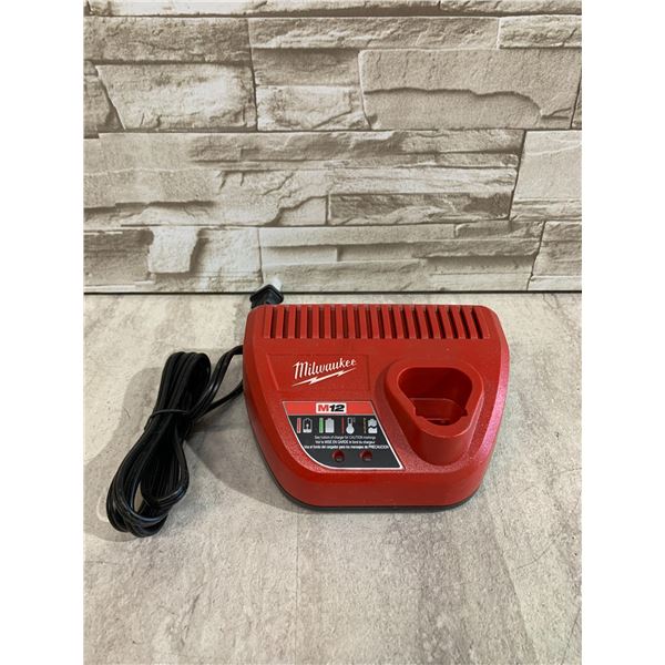 Milwaukee M12 Lithium Ion Battery Charger
