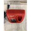 Image 2 : Milwaukee M12 Lithium Ion Battery Charger
