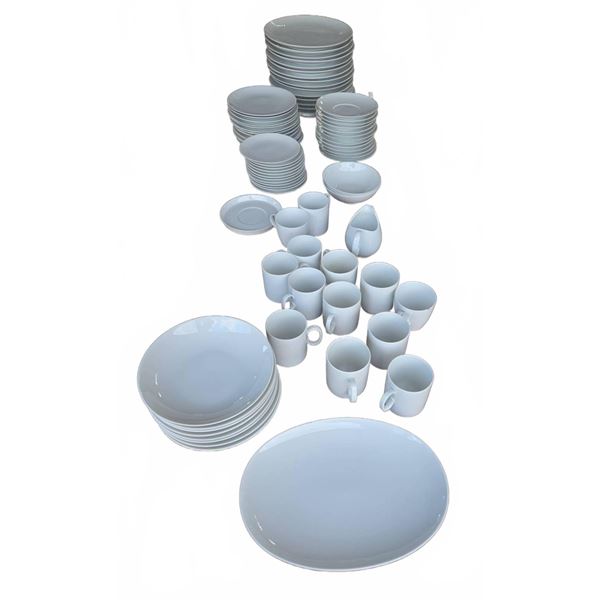 Thomas Germany White Porcelain Dinnerware Set