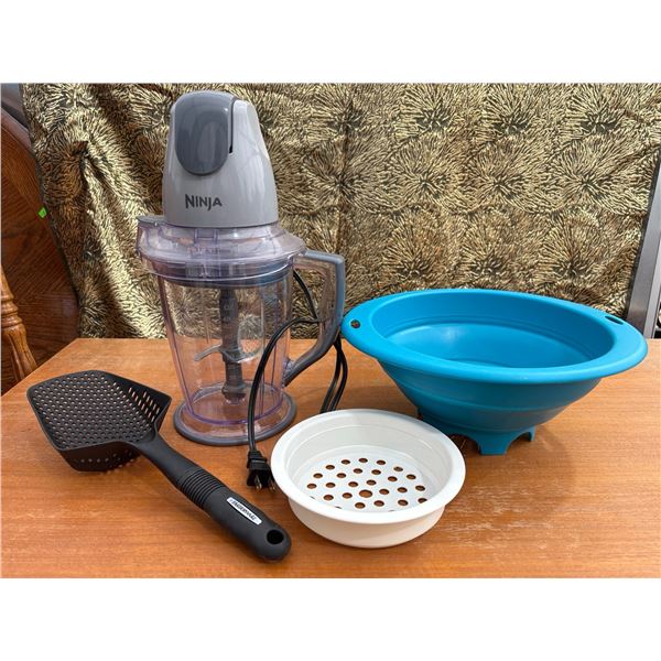 Ninja Food Processor With Kitchen Utensils and Colanders