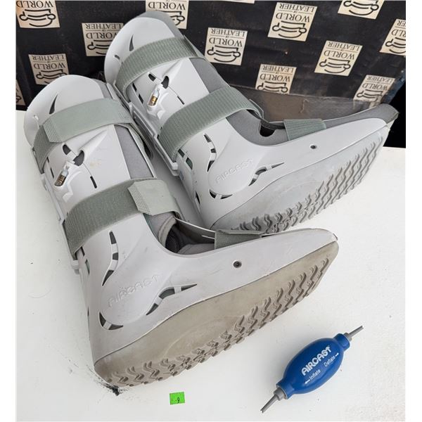 Aircast FP Walker Walking Boots Medium Pair With Pump