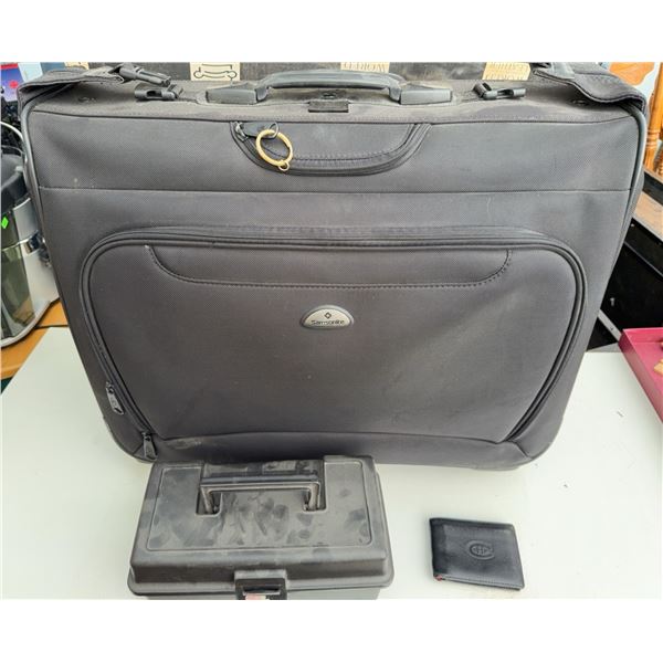 Samsonite Rolling Suitcase With Montreal Canadiens Wallet and Plastic Case