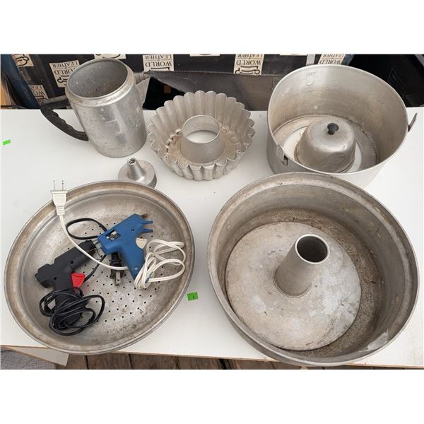Aluminum Bakeware and Two Hot Glue Guns