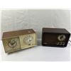 Image 1 : 2 radios