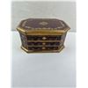Image 4 : Jewelry box with costume jewelry