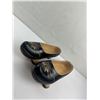 Image 1 : wooden shoes