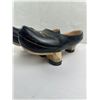 Image 2 : wooden shoes