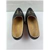 Image 3 : wooden shoes