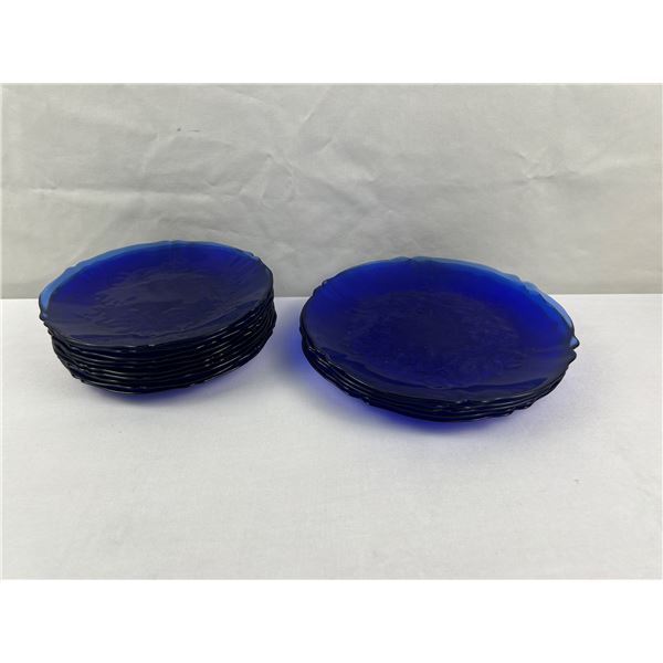 ARCOROC France cobalt blue dishes