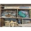 Image 5 : wooden trunk/antique planes