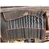 Image 8 : wooden trunk/antique planes