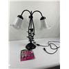 Image 1 : Tiffany-style Art Nouveau 3-Light Pond Lily Table Lamp