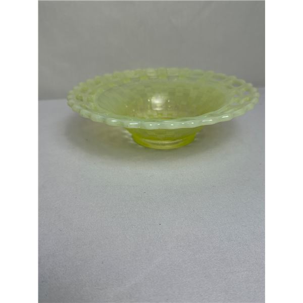 Vintage VASELINE Glass Fenton "Basketweave With Open Edge" Yellow Opalescent Glass Bowl