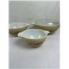 Image 6 : Two Sets of PYREX "Forest Fancies" Bowls