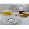 Image 3 : Assorted Lot of Pie Plates and Mixing Bowls, including PYREX and Anchor Hocking