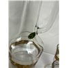 Image 2 : Vintage Gold & Floral Liqueur Set with 6 Liqueur Glasses and Decanter