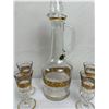 Image 3 : Vintage Gold & Floral Liqueur Set with 6 Liqueur Glasses and Decanter
